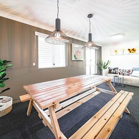 Calamvale Business Or Holiday Like Home 브리즈번 외부 사진